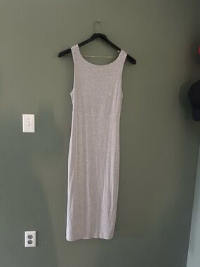 Athleta Sleeveless Gray Knit Midi Dress - Casual Tank Style